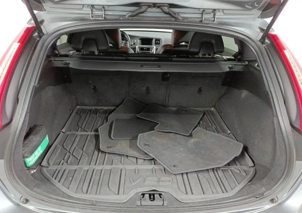 Volvo V60 cena 68500 przebieg: 115462, rok produkcji 2018 z Głogówek małe 254